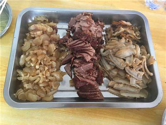 魅力小吃培訓學員特色泉州牛肉小吃實操現場案例