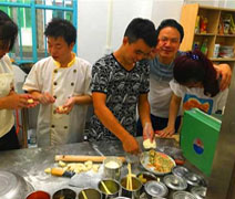 小籠包制作現(xiàn)場(chǎng)